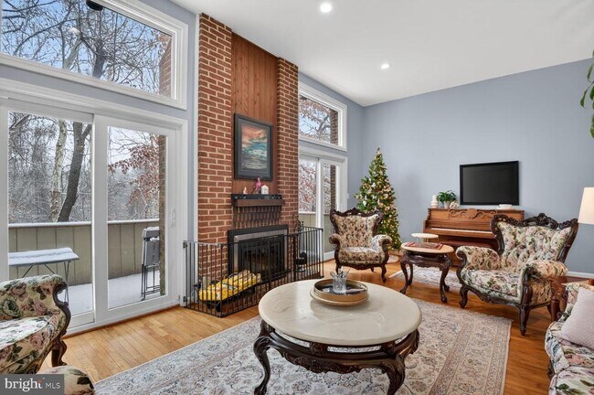 Foto del edificio - 7511 Bradley Blvd