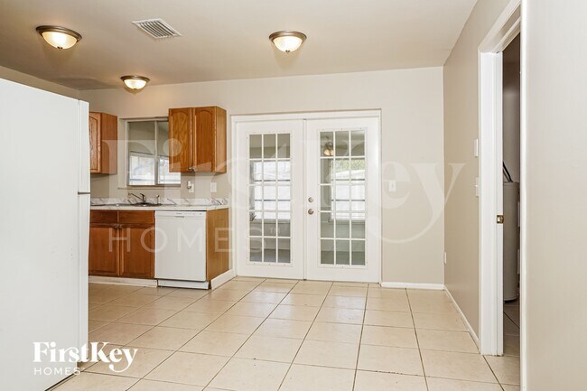 Foto del edificio - 1633 Hayworth Rd