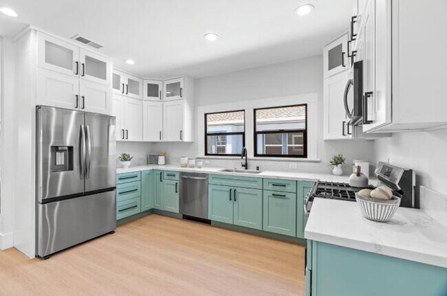 Building Photo - 612 Seabright Ave