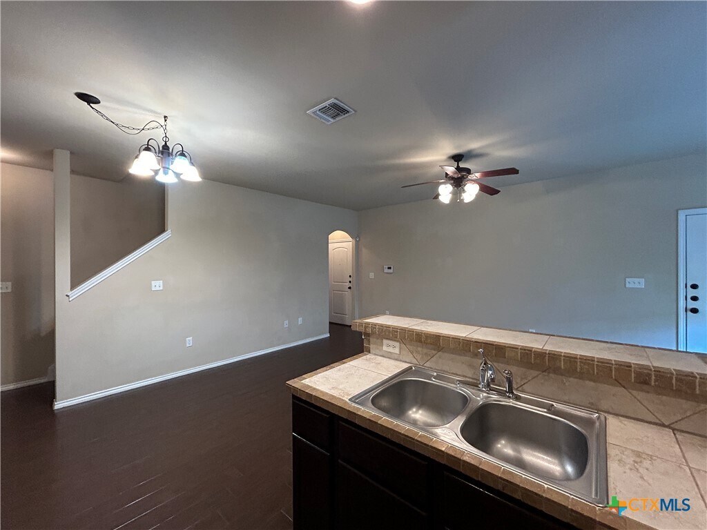 Foto principal - 1137 Brown Rock Dr