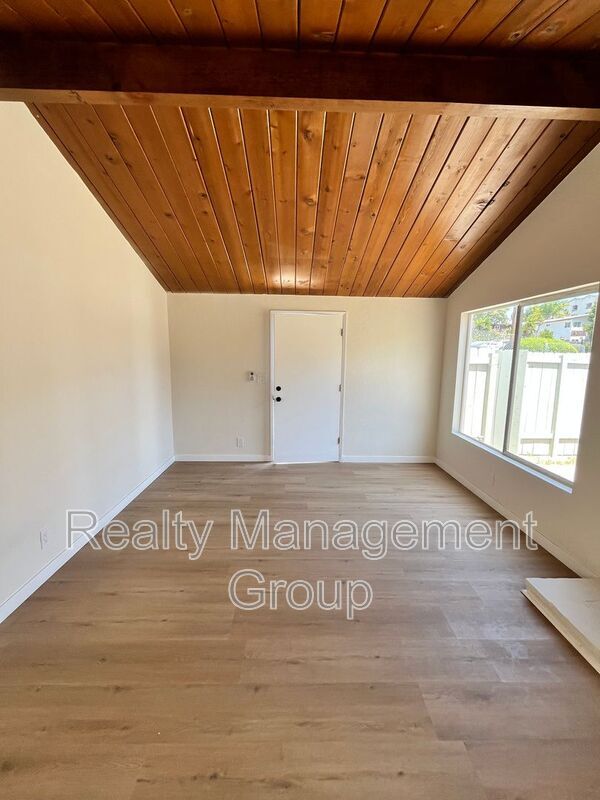 Foto del edificio - 4283 51st St