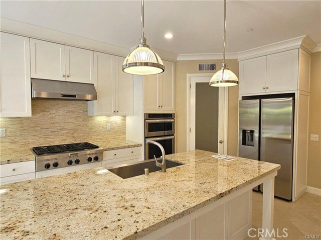 Building Photo - 63 Rustic Charm