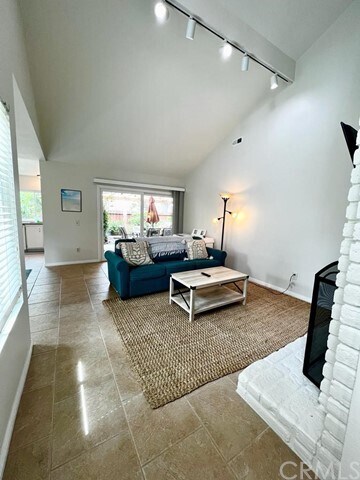 Building Photo - 803 Caminito Azul