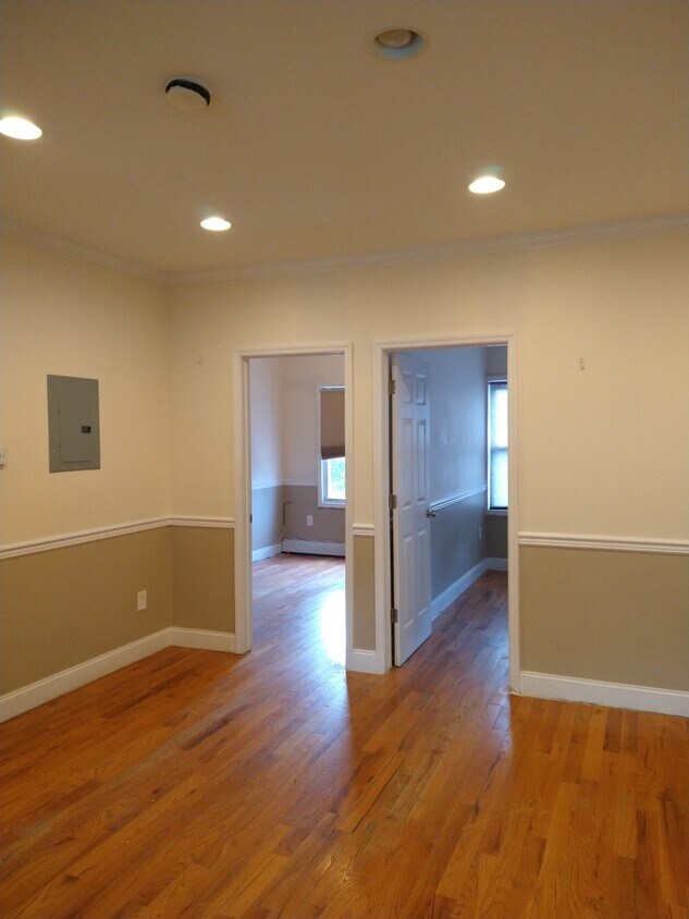 Primary Photo - 9415 Forbell St