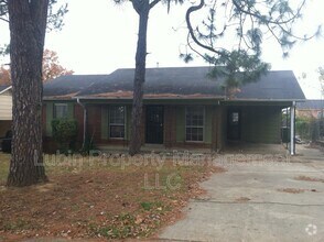 Building Photo - 560 Melton Ave