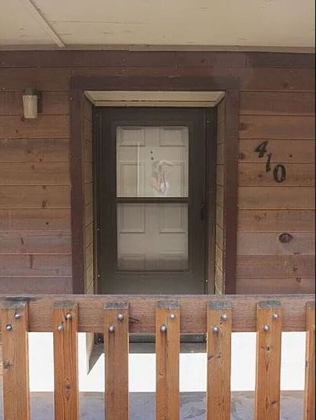 Foto del edificio - Charming 2-Bed Condo Near CMU & St. Mary’s...