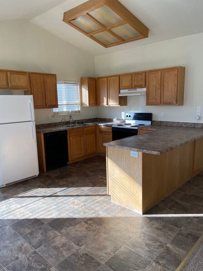 Foto del edificio - 1551 Reese River Rd