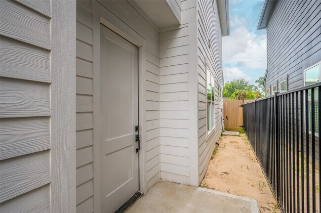 Foto del edificio - 4605 Terry St