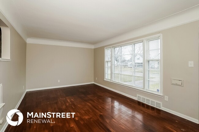 Building Photo - 13800 Oakview Blvd