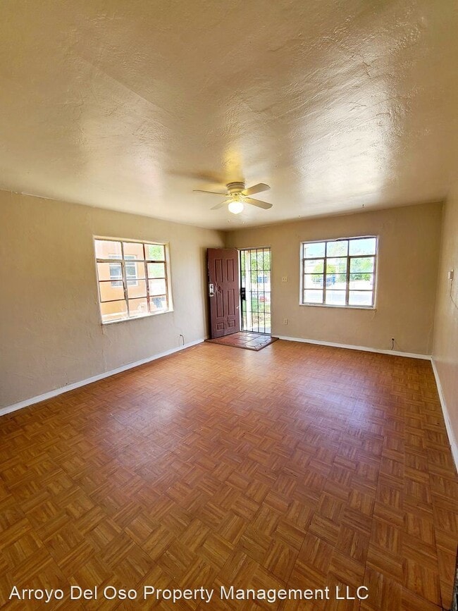 Building Photo - 2 br, 1 bath House - 542 Alvarado Drive SE
