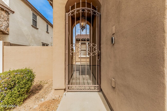 Building Photo - 2288 E Wisteria Dr