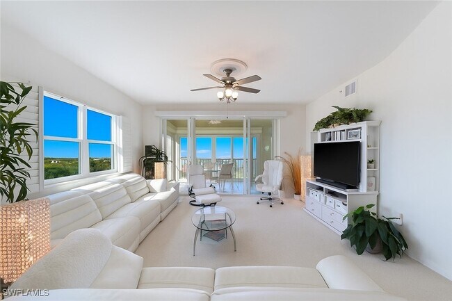 Building Photo - 14819 Laguna Dr