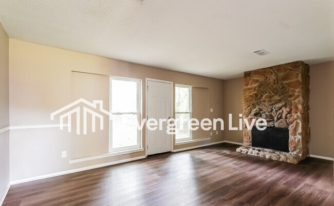 Building Photo - 3216 Capwood Curve