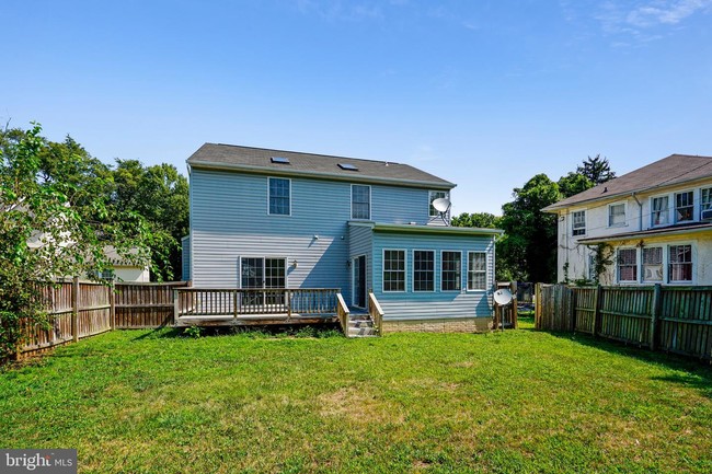 Building Photo - 198 Nursery Rd
