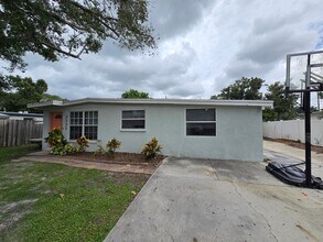 Building Photo - 3731 Papai Dr
