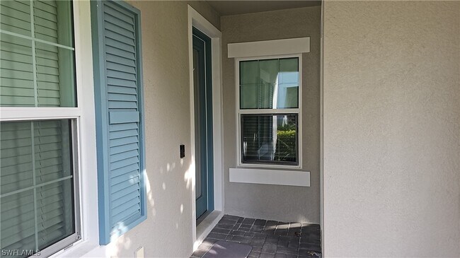 Building Photo - 2305 Ariane Dr