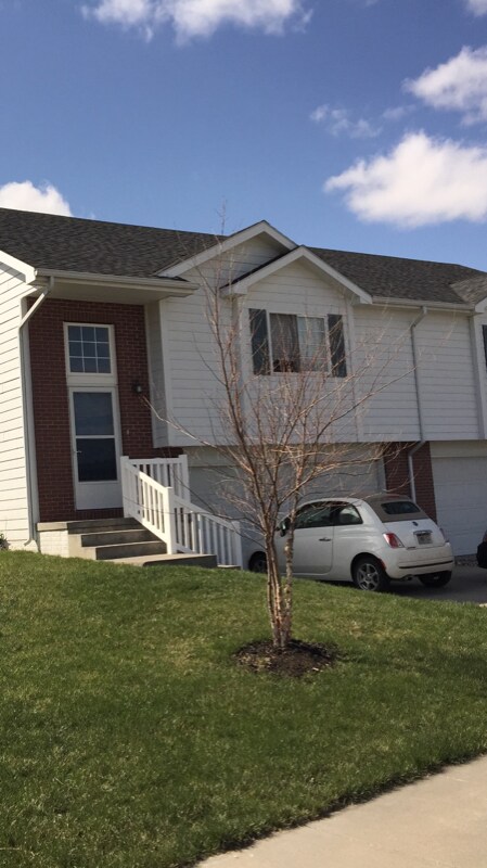 Primary Photo - 7335 S 28th St