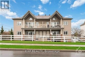 Building Photo - 920 White Alder Ave