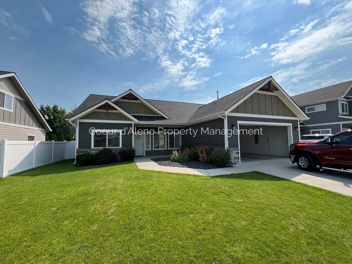 Primary Photo - 3 bed, 2 bath home in Post Falls
