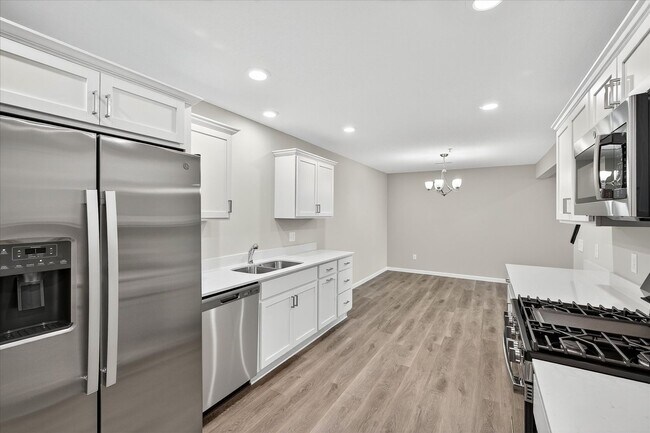 Foto del edificio - 25585 3rd St W