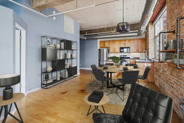 Building Photo - 1528 S Wabash Ave