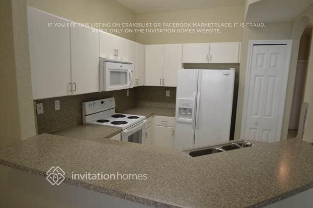 Building Photo - 15307 SW 119th Terrace