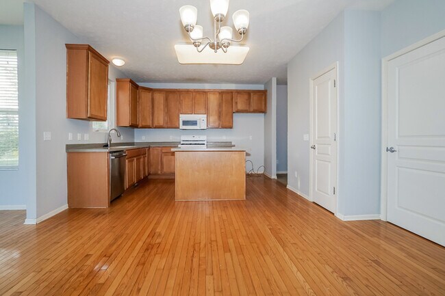 Foto del edificio - 5343 Royal Brook Dr