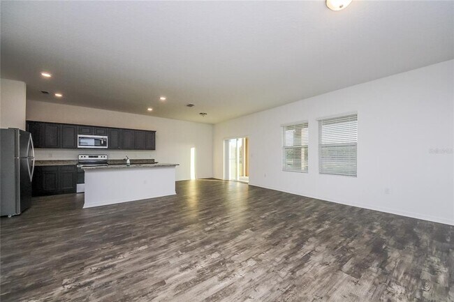 Building Photo - 158 Hidden Lk Lp