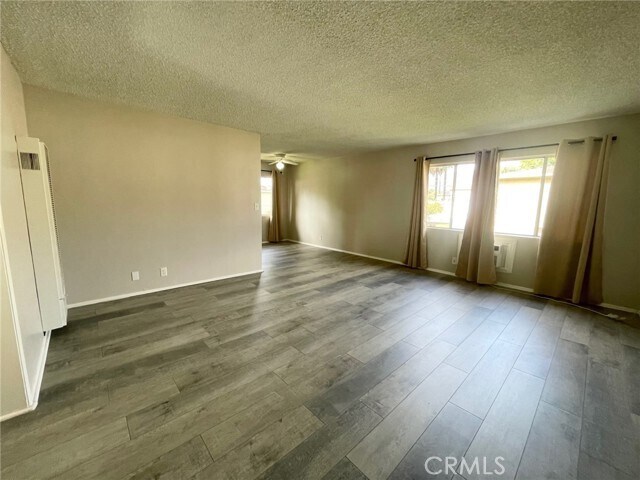 Foto del edificio - 434 N Terry Way