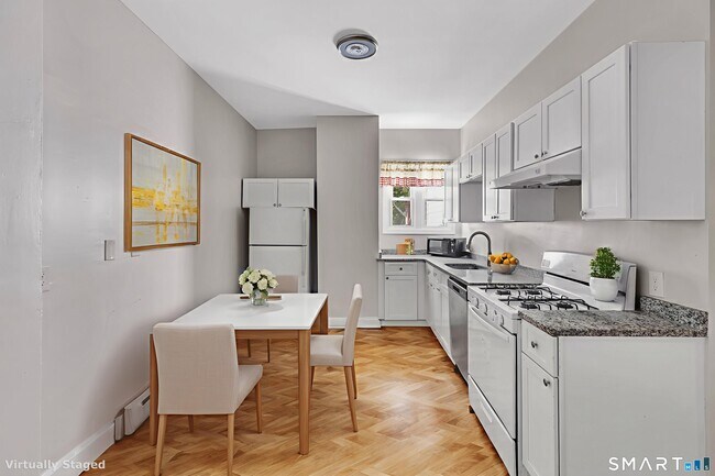 Foto del edificio - 82 Water St