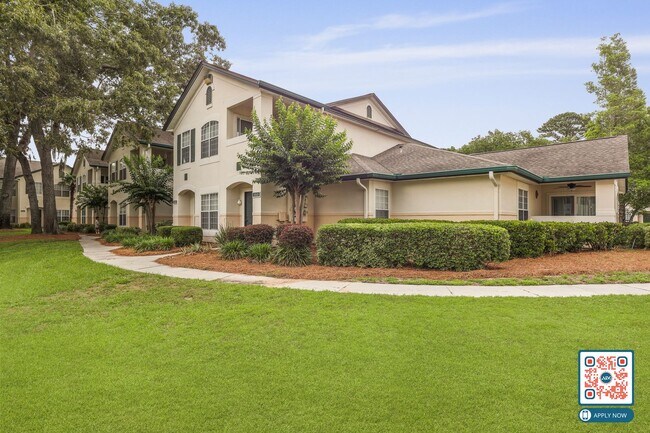 Building Photo - MOVE IN THIS YEAR - FREE MONTH'S RENT IN 1st 90 DAYS!