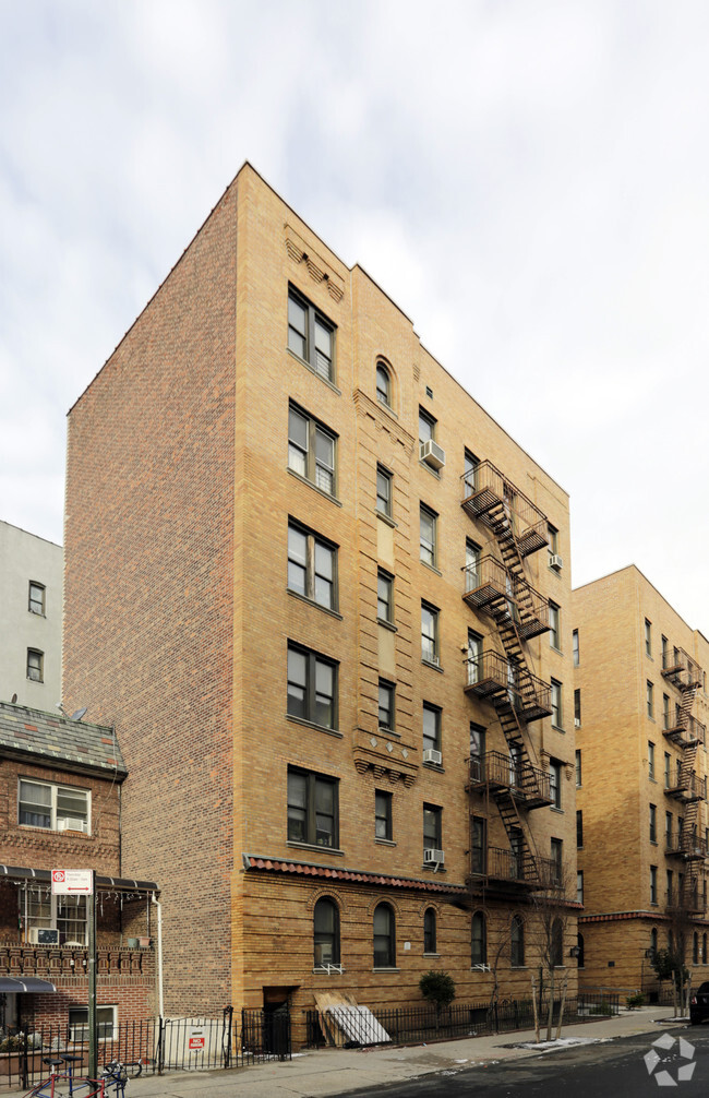 4536 39th Pl Sunnyside, NY 11104 Rentals - Sunnyside, NY | Apartments.com