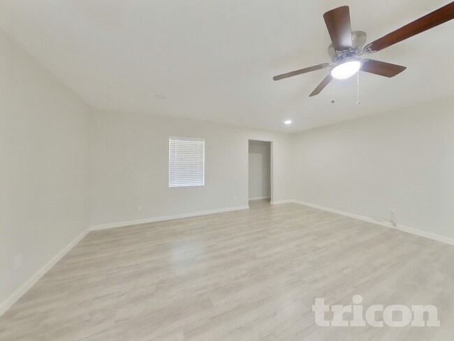 Building Photo - 1928 Canterbury St