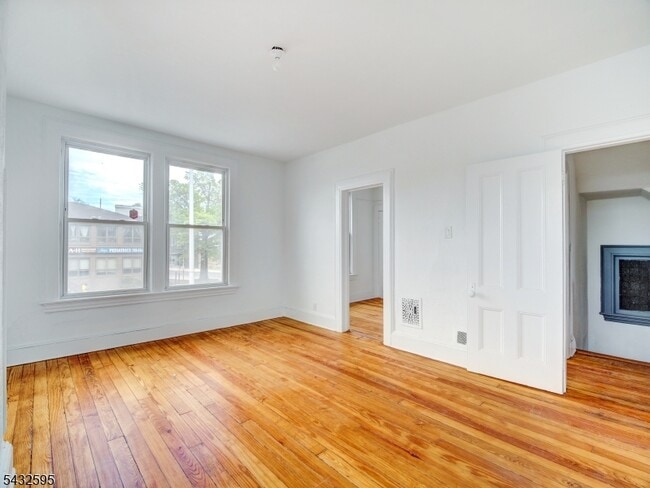 Foto del edificio - 444 N Broad St