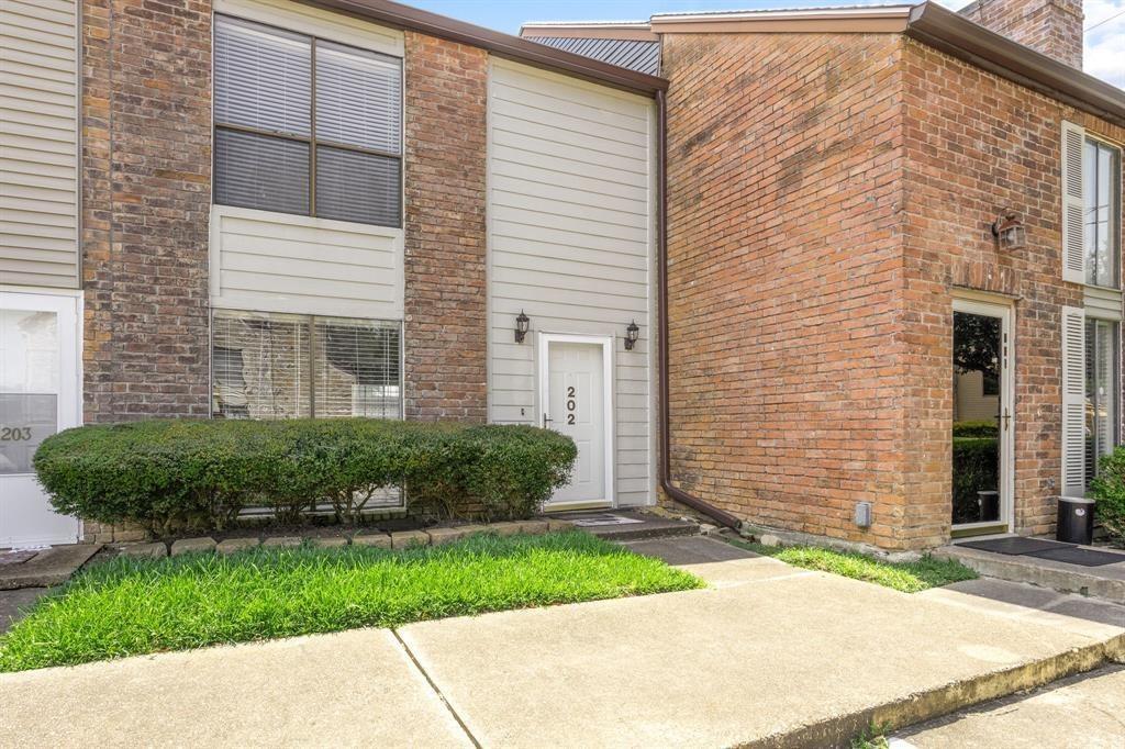 5100 Allendale Rd Unit 202, Houston, TX 77017 Condo for Rent in