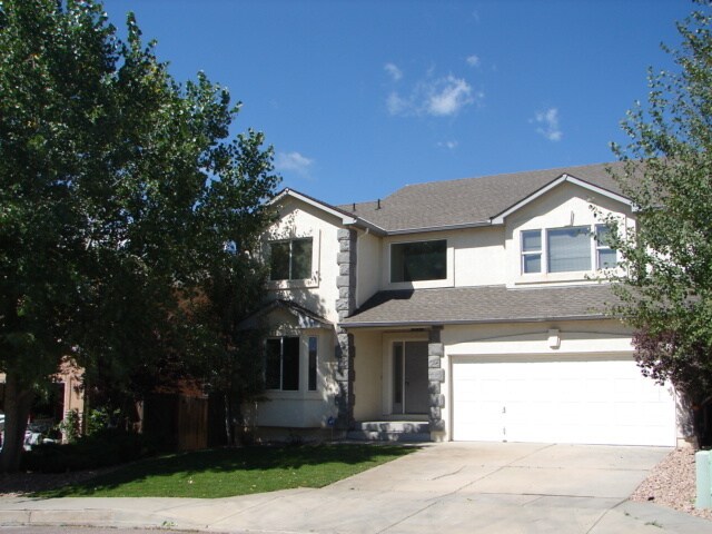 Primary Photo - 460 Gold Claim Terrace