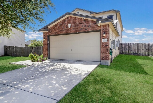 Building Photo - *FIRST MONTH FREE, IF MOVED IN BY 12/31/25*