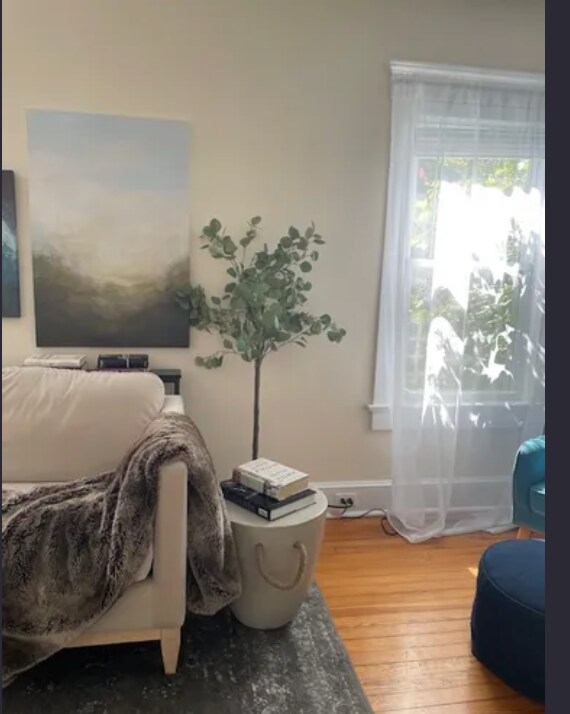 Sala de estar - 80 Wyckoff Ave
