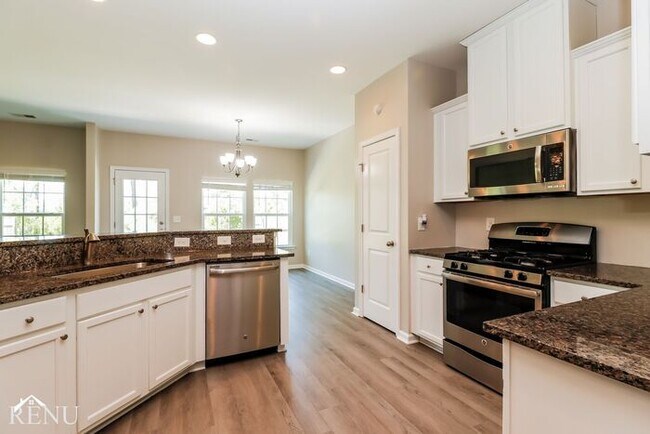 Building Photo - 459 Whispering Breeze Ln