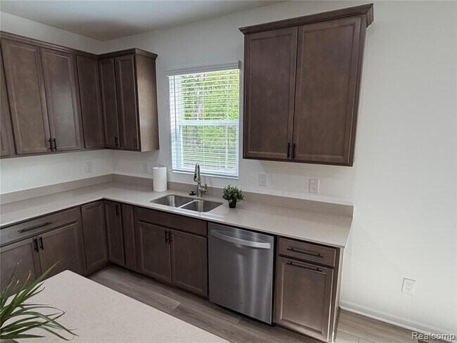Building Photo - 59579 Schuss Gully Dr