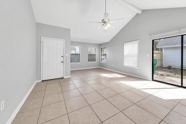 Building Photo - Adorable 3 Bed 2 Bath House for rent