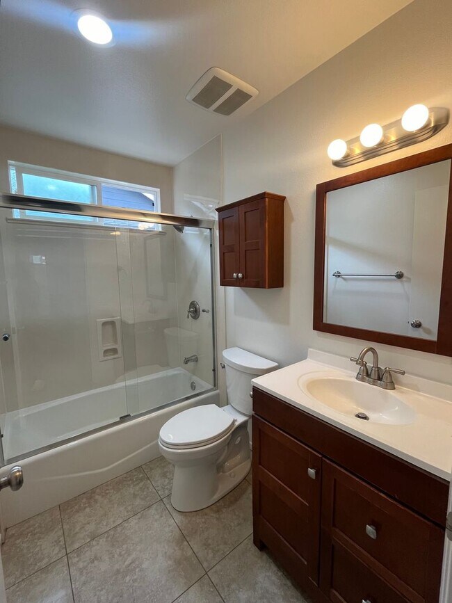 Foto del edificio - Perfect Home In A Cul De Sac ~ 3 Bedroom /...