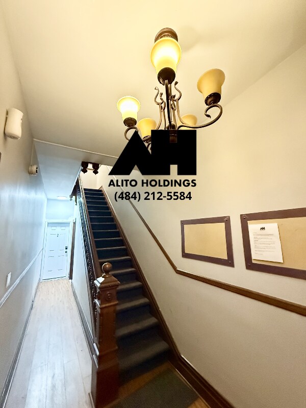 Foto del edificio - 104 N 10th St