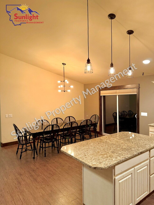 Building Photo - Spacious Country Home with 5 Bedrooms, Movie Room & Stunning Open-Land Views