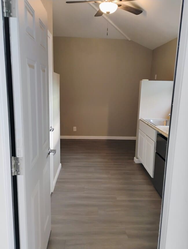 Foto del edificio - 3608 Balfour Ln