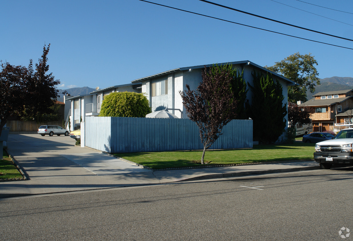 Building Photo - Beachwood Apartments