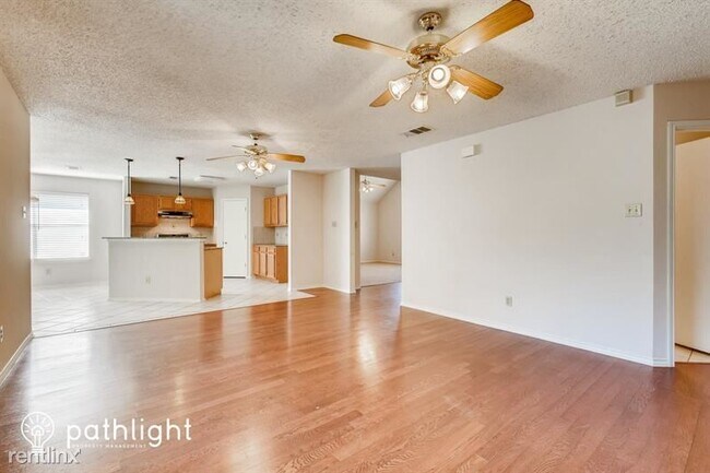 Building Photo - 4 br, 2 bath House - 3928 Brazos Dr UNIT