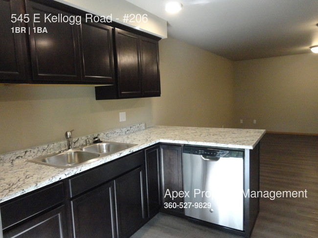 Foto del edificio - 545 E Kellogg Rd