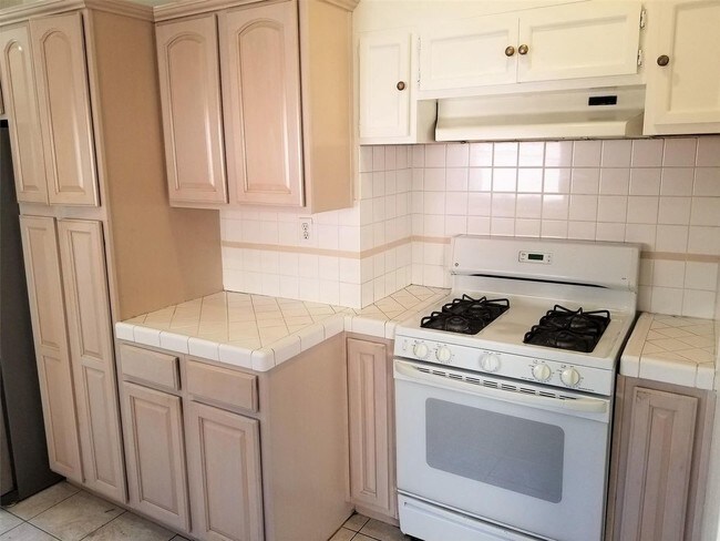 Foto del edificio - 1158 North Hicks Avenue