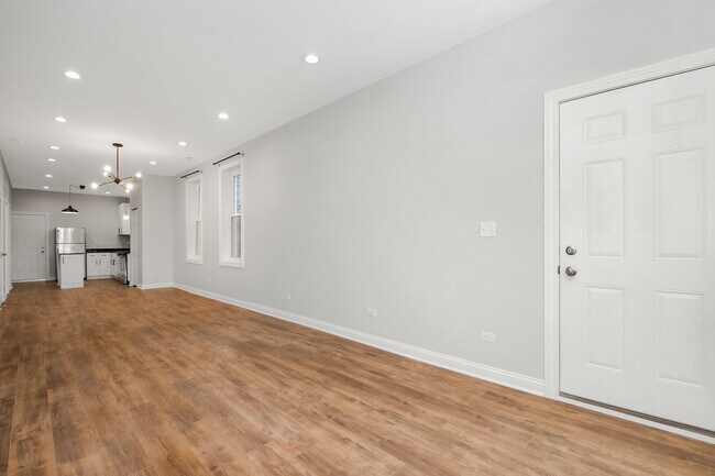 Foto del edificio - 2311 S Whipple St